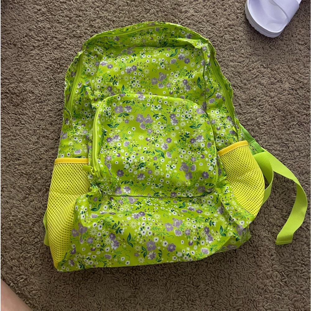 compact bookbag